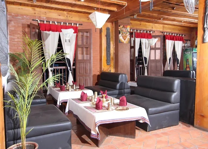 World Heritage And Hotel 3*